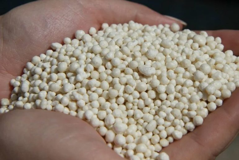 Мощь фосфора в каждой грануле: почему аграрии выбирают аммофос от производителя