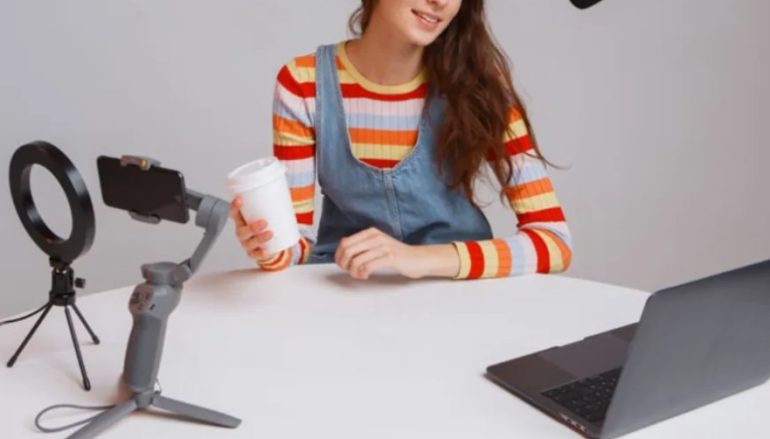 Работай стримершей без опыта: как найти свою нишу и стиль общения